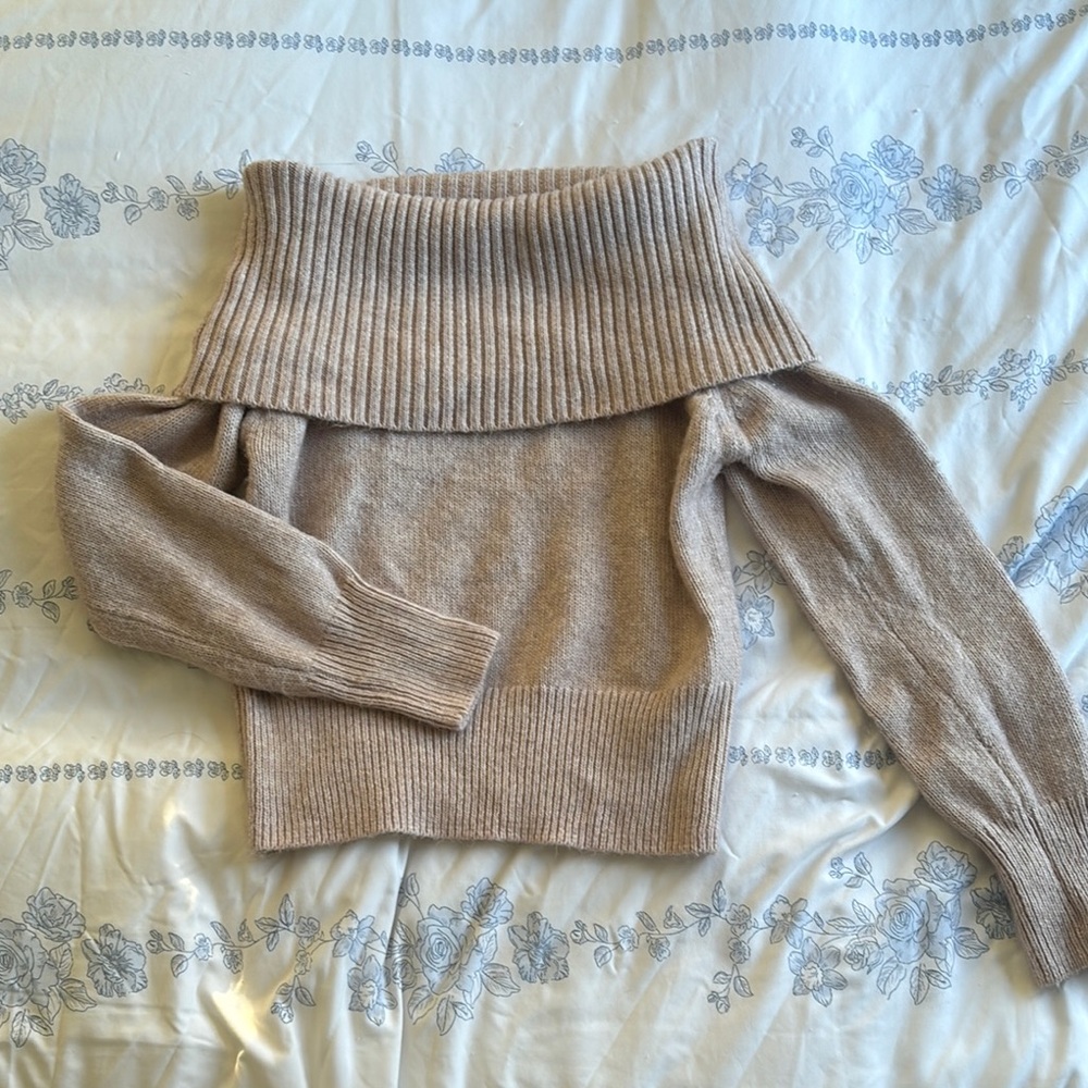 Women's Light Pink Sweater